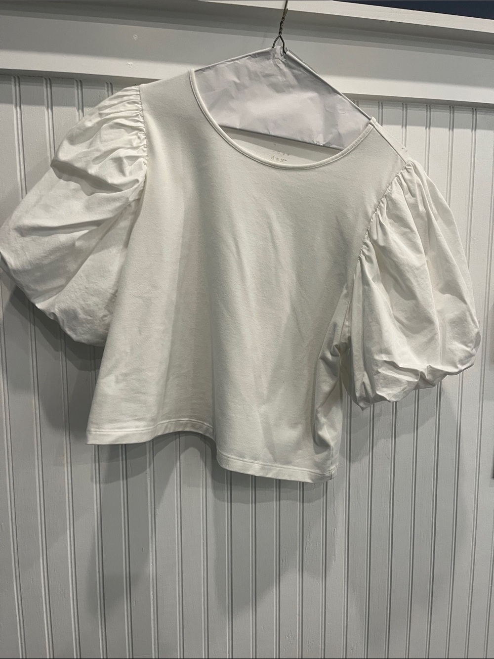 a new day White Puff Sleeve Cropped Tee